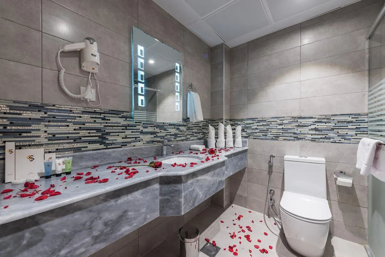 N Platinum Hotel Medina