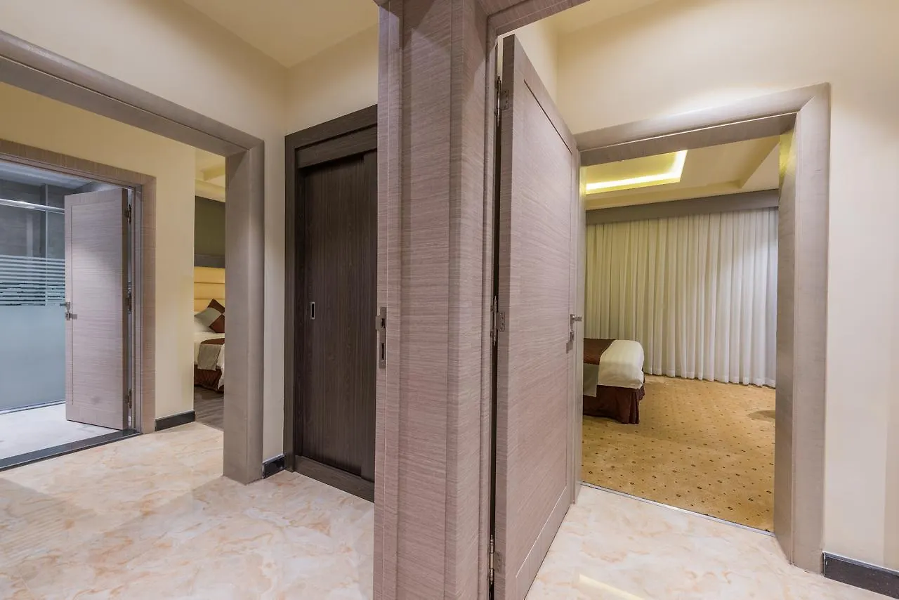N Platinum Hotel Medina