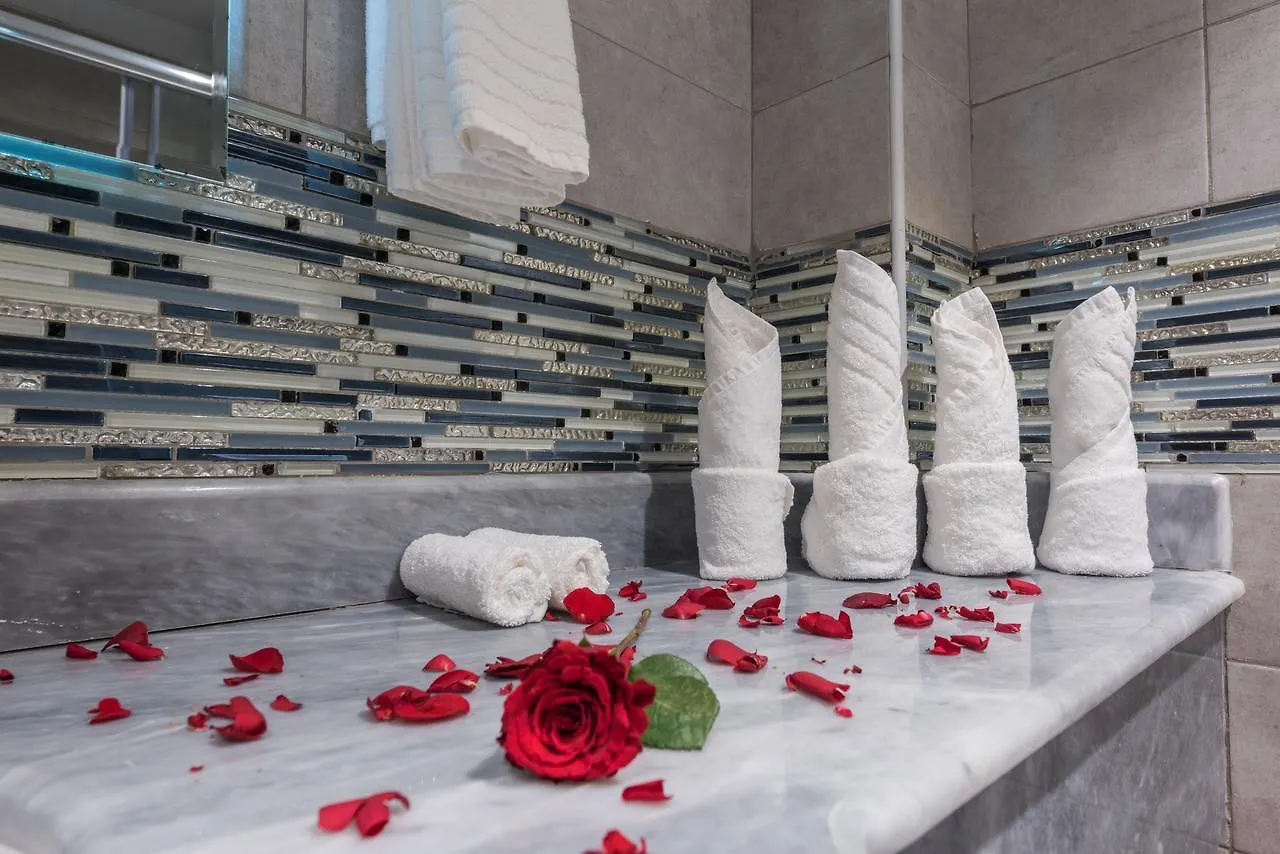 N Platinum Hotel Medina